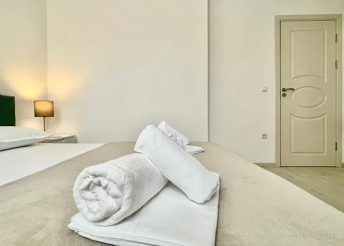 Millennium 2 - Private - Bsr Apartment